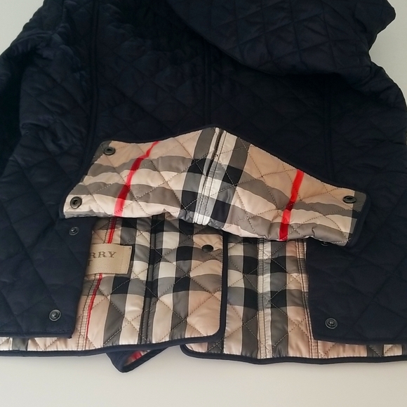 Burberry Kencott Quilted Button Down Jacket in Dark Navy, Snap Logo Butt… - Picture 13 of 13